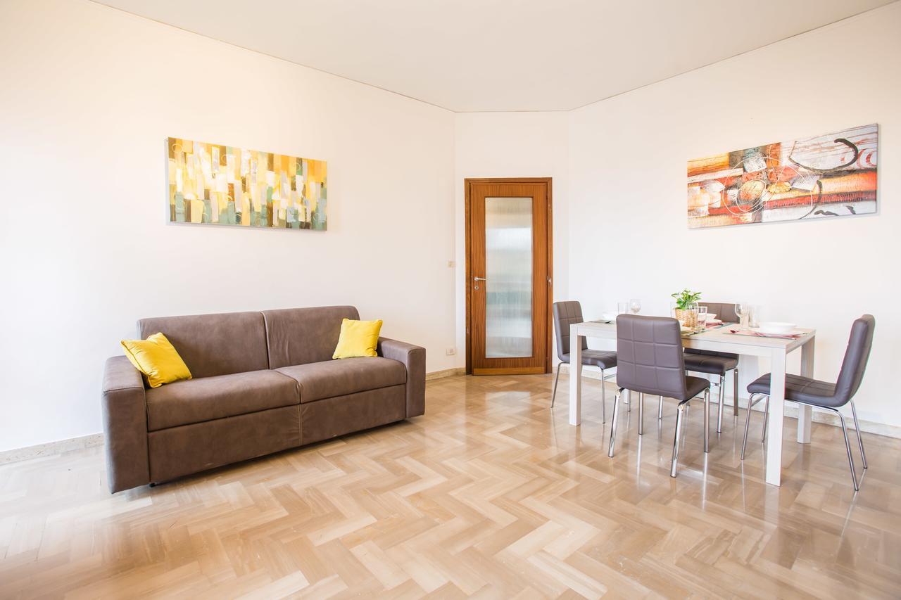Gardappartamenti La Quiete Lake View Desenzano del Garda Eksteriør billede